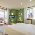 Penthouse Lux With Panoramic View